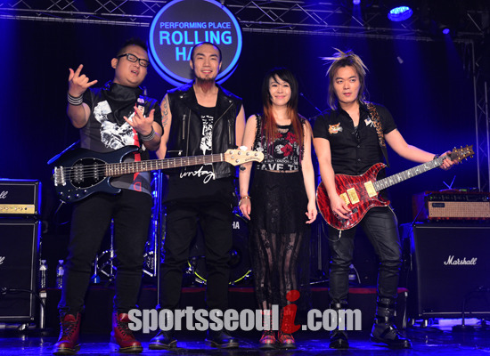 체리필터가 4년 만에 싱글앨범 안드로메다를 발표하고 첫 쇼케이스를 성공적으로 마쳤다. / 김슬기 기자