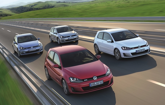 폭스바겐 공식 딜러 아우토플라츠가 6월 구매 고객에게 평생 엔진 오일 무상 교환권을 증정하는 등 파격적인 프로모션을 진행힌다./폭스바겐 제공