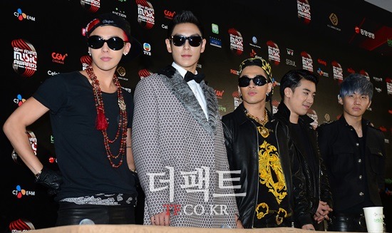 그룹 빅뱅에 속한 다수의 멤버들은 대마초 교통사고 성적 스캔들에 이름이 오르내린 바 있다. / 더팩트DB