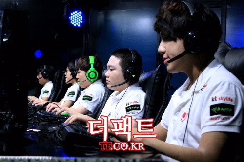 KT애로우즈가 4일 용산e스포츠상설경기장에서 열린 CJ엔투스 블레이즈와 경기에서 2대 0으로 승리했다./용산=김연정 기자