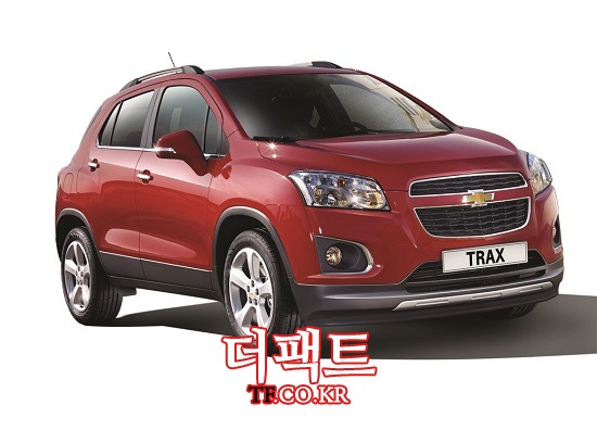 7일 쉐보레가 내외관 디자인 요소를 강화하고 편의사양 패키지를 새롭게 도입한 2015년형 트랙스를 출시한다고 밝혔다. / 한국지엠 제공