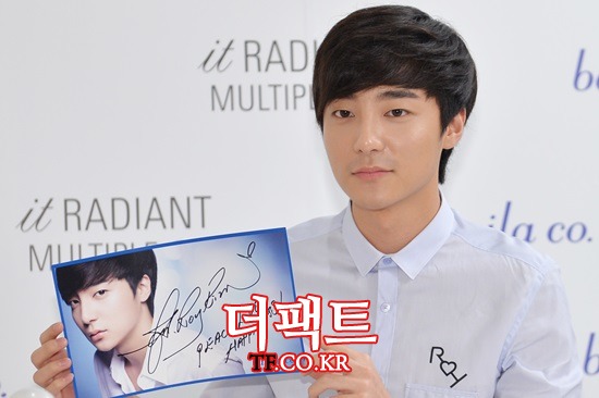 로이킴이 7일 MBC 나혼자 산다에 게스트로 나가 촬영하고 있다. /최진석 기자