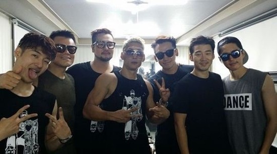 god 박준형이 박진영 비와 함께한 콘서트 인증 사진을 공개했다. /박준형 인스타그램