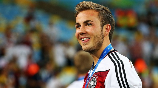 마리오 괴체는 14일 오전 히우데자네이루의 에스타디오 마라카낭에서 열린 2014 브라질 월드컵 아르헨티나와 결승전에서 연장 후반 8분 결승골을 터뜨리며 독일의 역대 네 번째 우승에 앞장섰다. / 독일축구협회