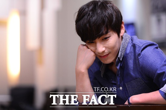 진이한이 기황후와 개과천선을 마친 소회를 밝히며 앞으로 배우로서 활동에 대한 소박한 꿈을 내비치고 있다./김슬기 기자