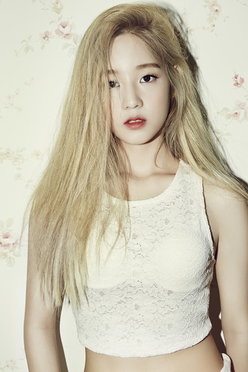 박보람이 180도 달라진 외모로 8월 데뷔를 예고하고 있다. /CJ E&M 제공