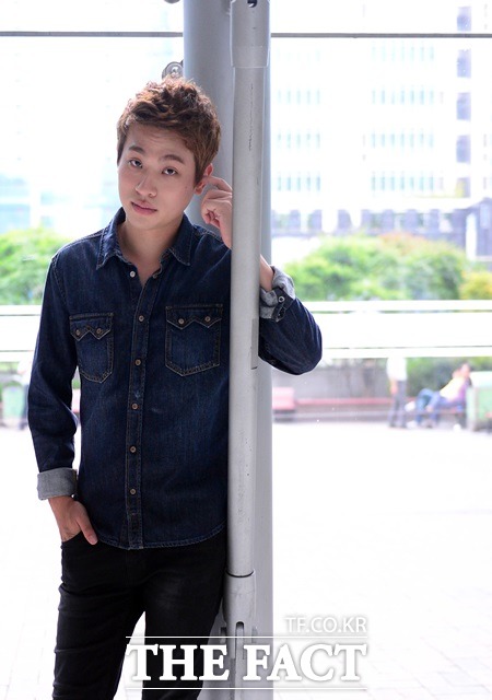 그는 너희들은 포위됐다에서 보여준 연기에 대해 만족하지 못했다. / 김슬기 기자