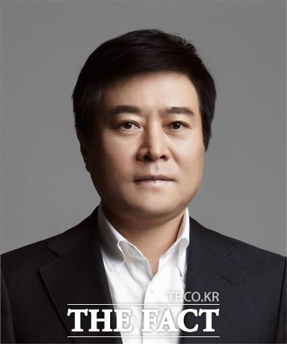 롯데그룹은 8일 소진세 롯데슈퍼·코리아세븐 총괄사장을 신설된 정책본부 대외협력단장에 겸임 발령했다고 밝혔다./더팩트DB