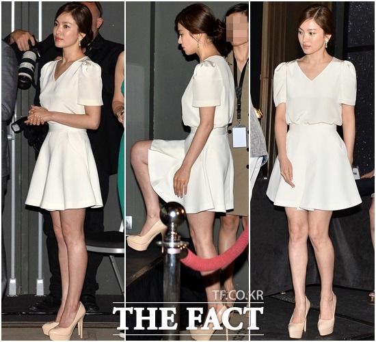 흰색 원피스와 누드톤의 킬힐로 청순한 분위기를 폴폴 풍긴 송혜교./이새롬 기자