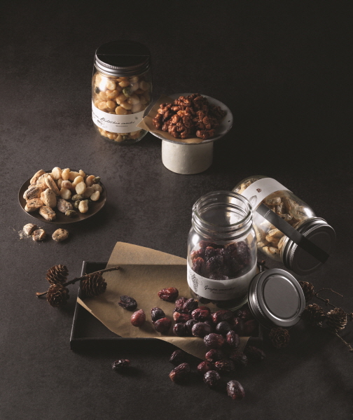 쉐라톤 그랜드 워커힐은 합리적인 가격으로 특별한 휴가를 보낼 수 있는 추석 패키지 ‘휴식(休息)’를 선보인다.