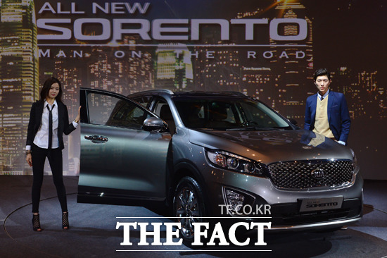 기아자동차가 28일 5년 4개월 만에 완전히 바뀐 신형 쏘렌토를 출시했다./남윤호 기자