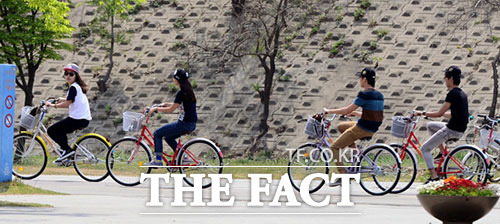 자전거 인터넷 용어에 대해 누리꾼들의 관심이 쏠렸다./더팩트 DB