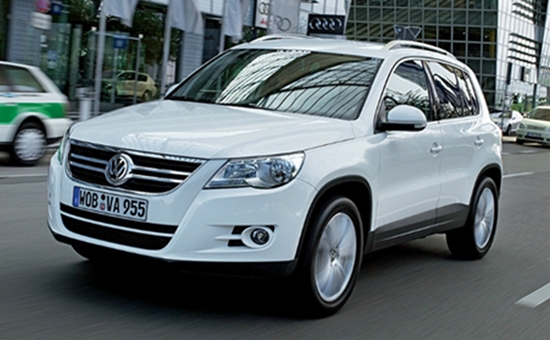 폭스바겐의 스포츠유틸리티차량(SUV) 티구안 2.0 TDI 블루모션이 7월에 이어 두 달 연속 베스트셀링카 1위에 올랐다. / 폭스바겐 제공
