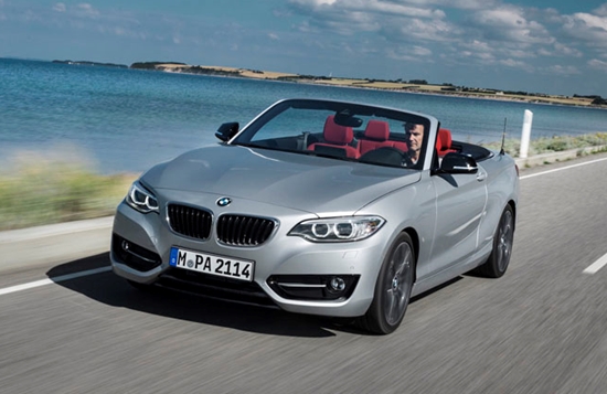 BMW가 온라인상에서 10일(영국시간 기준)2시리즈 컨버터블을 공개했다./BBC 톱기어 홈페이지