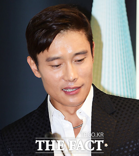 모델 이 씨가 불륜설을 내세워 이병헌 협박 사건이 새 국면을 맞았다./ 더팩트 DB