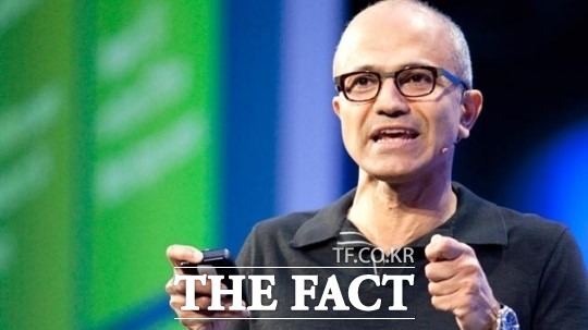 마이크로소프트가 인기 비디오게임 마인크래프트의 제작사인 모장을 2조원에 인수하기로 결정했다. 사진은 마이크로소프트 사티아 나델라 CEO./MS제공