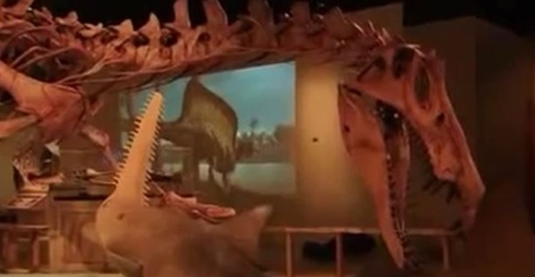 수영하는 육식 공룡에 대한 관심이 뜨겁다./유튜브 영상 캡처