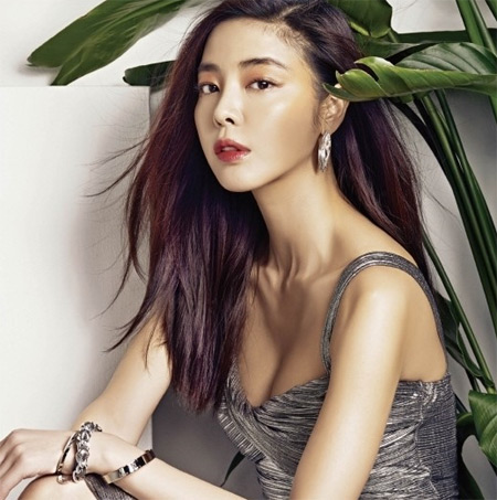 정글의 법칙 김규리가 볼륨 몸매를 뽐냈다. / 슈어 제공