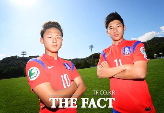 U-16 축구 한국 시리아-이승우(왼쪽)-장결희-FC 바르셀로나 후베닐 A-카데테 B를 향한 누리꾼들의 관심이 뜨겁다. / 배정한 기자