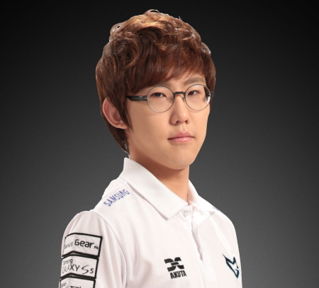 롤드컵에 출전 중인 삼성 갤럭시 화이트 원거리 딜러 임프 구승빈(사진). 임프 구승빈은 롤드컵 인터뷰 중 EDG 원거리딜러 나메이에 대한 솔직한 생각을 밝혔다./라이엇게임즈 제공