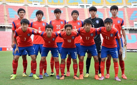 한국 북한 이승우의 16세 이하(U-16) 남자 축구대표팀이 아시아축구연맹(AFC) 챔피언십 결승전에서 북한에 1-2로 졌다./대한축구협회