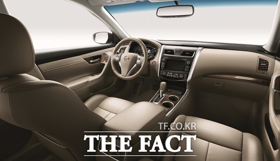 한국닛산은 상품성 강화에도 2015년형 알티마 2.5 모델의 국내 판매 가격을 기존과 동일한 3350만 원(VAT 포함)으로 유지했다.