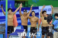 [TF포토] 일본 남자 계영, '4x200m 금메달'