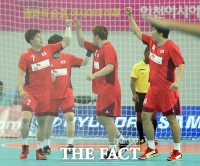 [TF포토] 한국 남자 핸드볼, '결승이 눈앞'