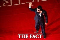 [TF포토] 김보성, '레드카펫 밟는 의리남'