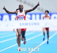 [TF포토] 바레인 알리 하산 마흐붑, '아시안게임 남자 마라톤 금메달'