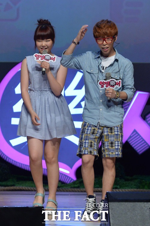 악동뮤지션이 신곡 시간과 낙엽을 발표해 또 한번 가요계를 휩쓸 준비를 마쳤다./최진석 기자