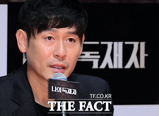 설경구는 박해일이 아들 역을 맡아 연기하기 수월했다고 설명했다./김슬기 기자