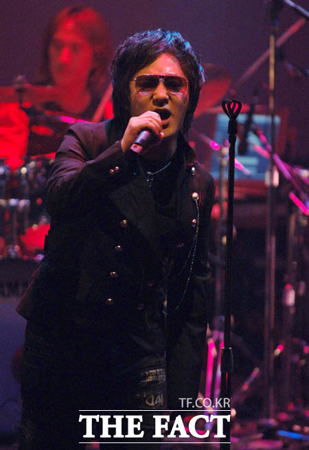 신해철 중환자실에 입원한 뒤 장협착증에 대한 관심이 커지고 있다. / 더팩트 DB