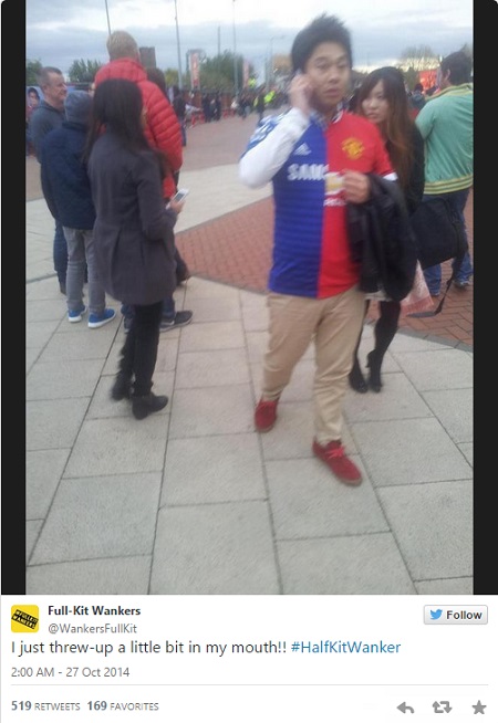 한 남성이 27일 첼시와 맨유 유니폼을 수선해 만든 반첼반맨 저지를 입고 올드 트래포드에 나타났다고 아일랜드 언론이 보도했다. / 아일랜드 언론 캡처