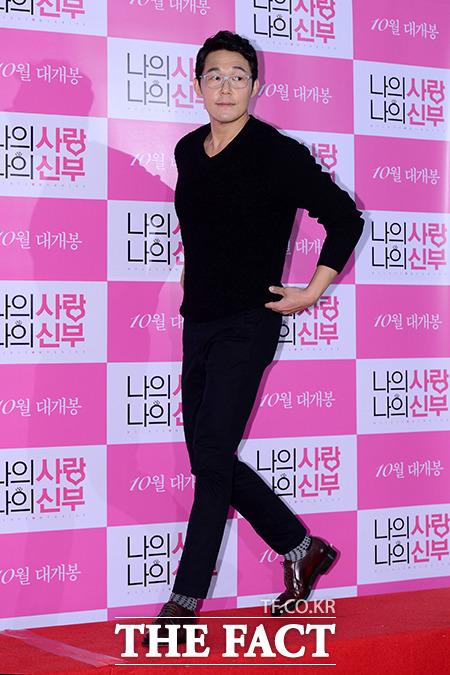 패션 업계에서 놈코어 룩 열풍이 불고 있다. 놈코어 룩이란 평범함과 심플함으로 자연스러운 멋을 내는 패션을 말한다./김슬기 기자