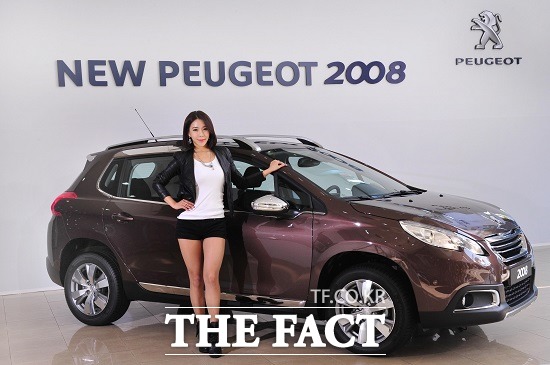 4일 푸조의 한국 공식 수입원 한불모터스는 푸조의 새로운 도시형 크로스오버 유틸리티차량 뉴 푸조 2008의 내년 1월까지 국내 공급 가능 물량 1500대를 확보했다고 밝혔다. / 한불모터스 제공