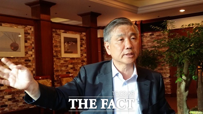 국방부가 남침 땅굴이 우리나라에 존재한다고 주장한 예비역 공군 소장 한성주 땅굴안보연합회 대표를 5일 모욕죄로 고소했다. /김아름 기자