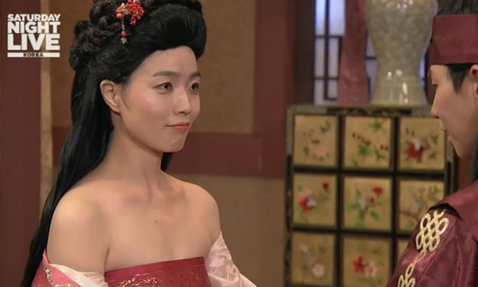 SNL에 출연한 송재림이 안영미에게 굴욕을 선사했다. /SNL 코리아5 영상 캡처