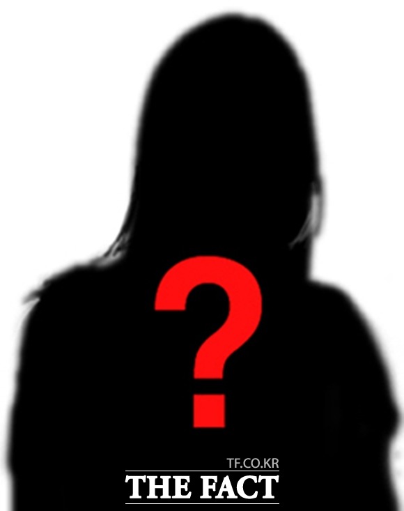 지상파 아나운서 출신 방송인이 간통 혐의로 피소됐다. /더팩트DB