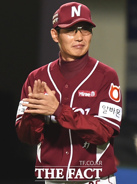 염경엽 넥센 감독이 10일 한국시리즈 5차전을 앞두고 초구 스트라이크의 중요성을 강조했다. / 최용민 기자