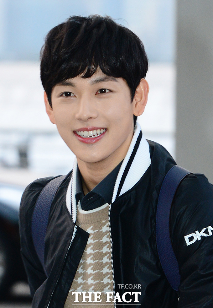 임시완의 과외 구인광고가 공개돼 눈길을 끈다./ 더팩트DB