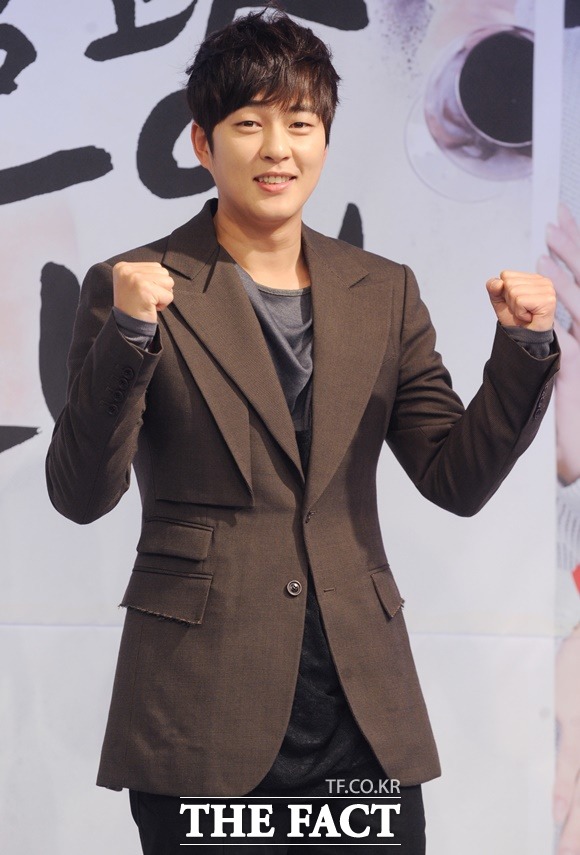 박광현이 다음 달, 2살 연하 여자 친구와 결혼식을 올린다. /더팩트DB