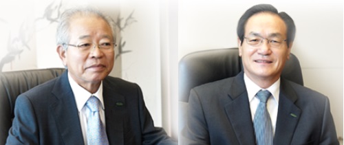 삼진제약 공동창업주인 조의환·최승주 회장이 올해 3분기까지 7억 원대 보수를 챙겼으며 이성우 사장도 6억 원대 연봉이 지급된 것으로 나타났다. 조의환 회장(왼쪽),  최승주 회장 /삼진제약 홈페이지 캡처