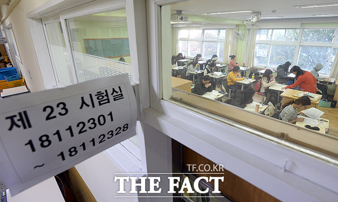 2015년도 대학수학능력시험에서 생명과학Ⅱ의 8번과 영어 25번 문항 모두 복수정답이 인정됐다. /임영무 기자