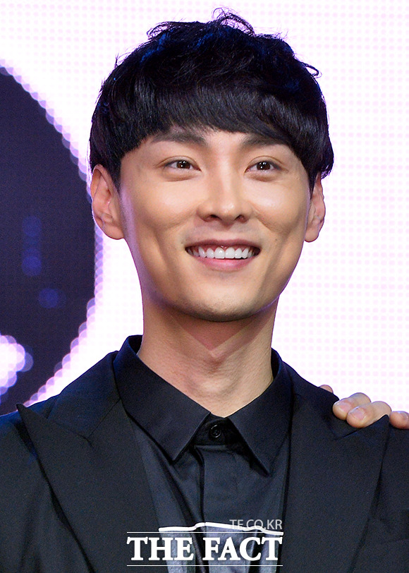 버즈 민경훈이 25일 열린 컴백 쇼케이스에서 쌈자 형 별명에 대한 소회를 밝혔다. /김슬기 기자