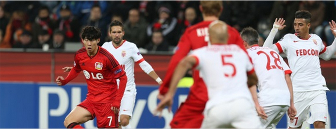 손흥민이 선발 출장해 59분 간 활약을 펼친 레버쿠젠이 27일 독일 레버쿠젠 바이아레나에서 열린 2014~2015시즌 UEFA 챔피언스리그 조별리그 C조 5차전 AS 모나코와 경기에서 0-1로 패배했지만 16강 진출에 성공했다. / 레버쿠젠 홈페이지 캡처