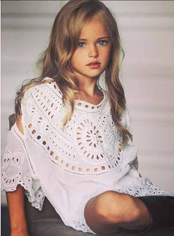 크리스티나 피메노바(9)가 살아있는 인형이라는 별명으로 전 세계 팬들의 사랑을 한 몸에 받고 있다. / 크리스티나 피메노바 인스타그램 화면 캡처