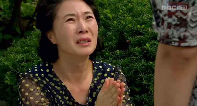 황영희 일본어 실력이 눈길을 끌고 있다. / MBC 왔다 장보리 캡처