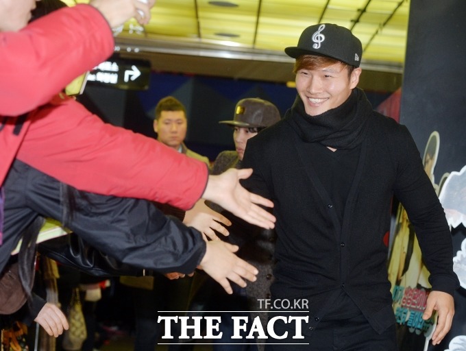 김종국이 중국 런닝맨인 달려라 형제 극장판에 주연으로 출연한다. / 더팩트