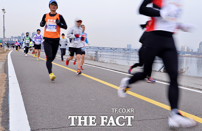 한겨울 동장군도 막을 수 없는 마라토너들의 뜨거운 열기!